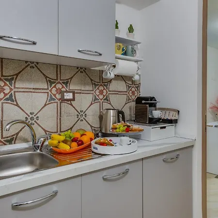 Bed & Breakfast Nottincentro -guest House- Sciacca