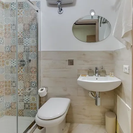 Nottincentro -guest House- Bed & Breakfast 3*